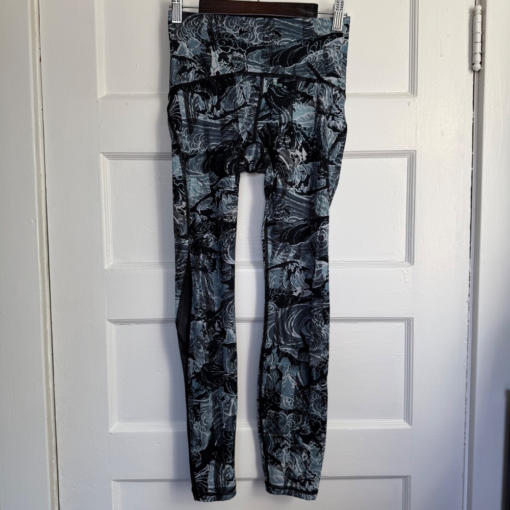 Lululemon High Rise Mesh Panel Leggings Great Wave Print Blue Black Size 4